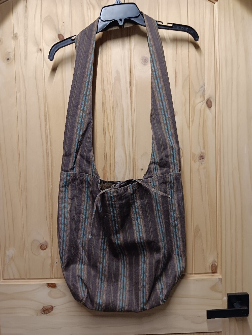 Universal Threads Boho Crossbody Hobo Bag NWOT